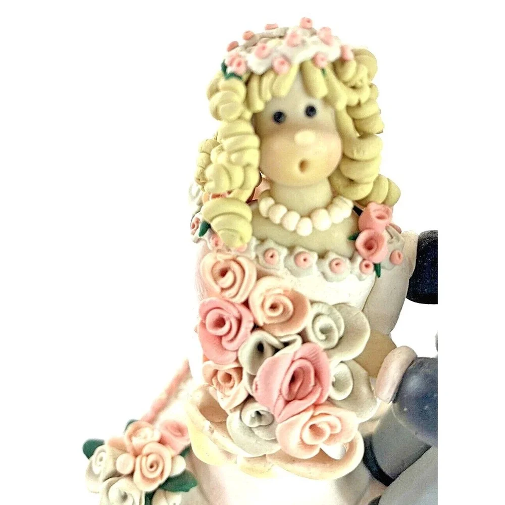 Giftware Art Cake Wedding Topper Figurine Inklings Papel Detailed Unique Vtg
